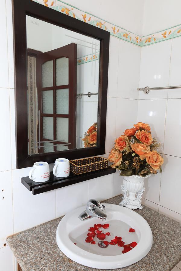 Lasapa Hotel Bagian luar foto